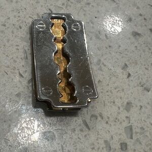 Silver and Gold Colr Razor Blade Shape stainless steel pendant